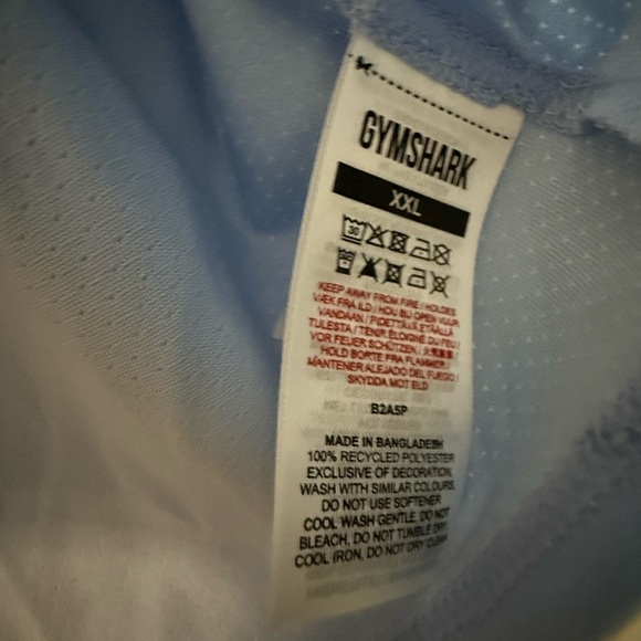 2/$15 Gymshark Women’s Sky Blue Training Crop Tank XXL - Picture 4 of 6